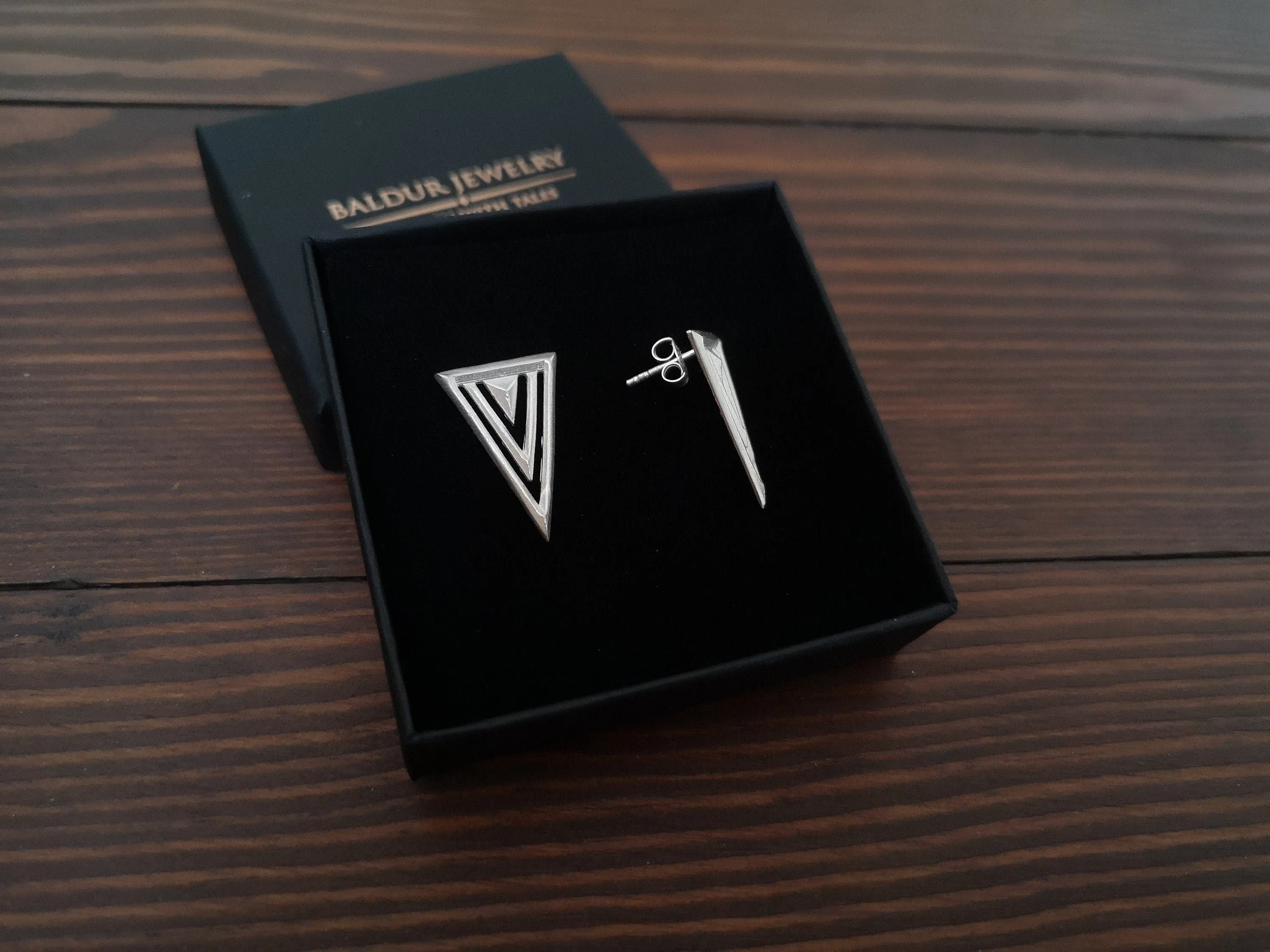 925 Sterling Silver Minimalist earrings stud triangle  geometric earring