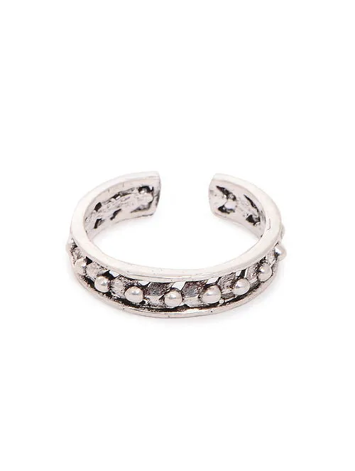 Dot and Arrow Toe Ring