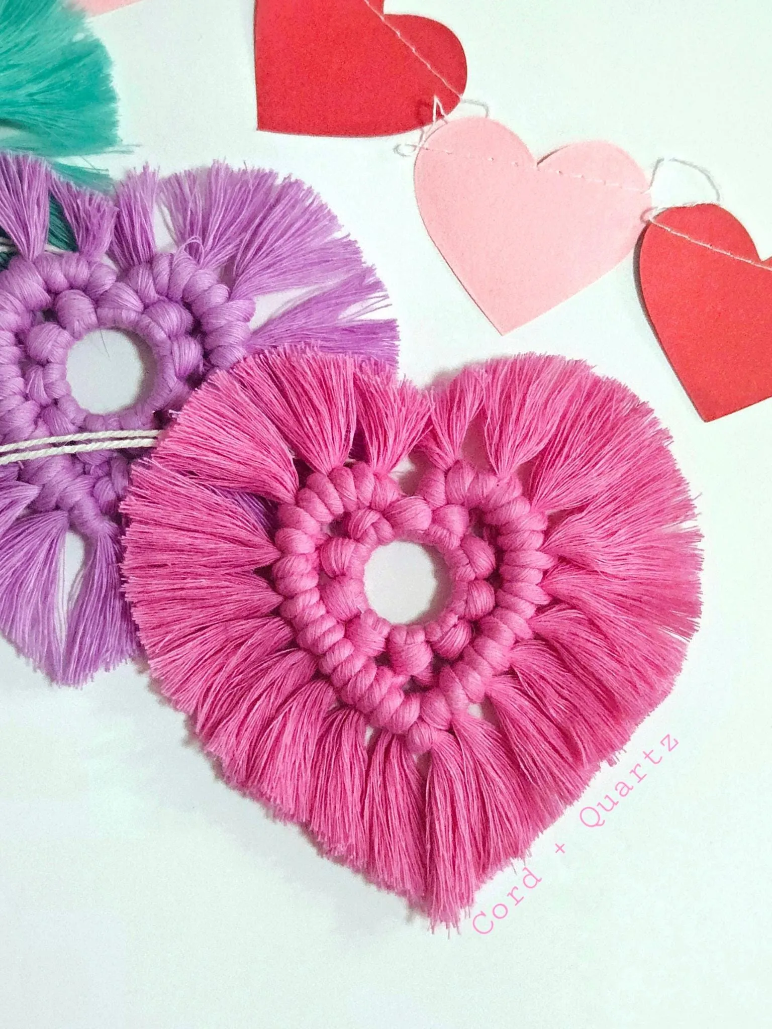 Macrame heart rear view mirror charm pdf pattern tutorial. Step by step. beginner friendly. valentines day mirror hanger.