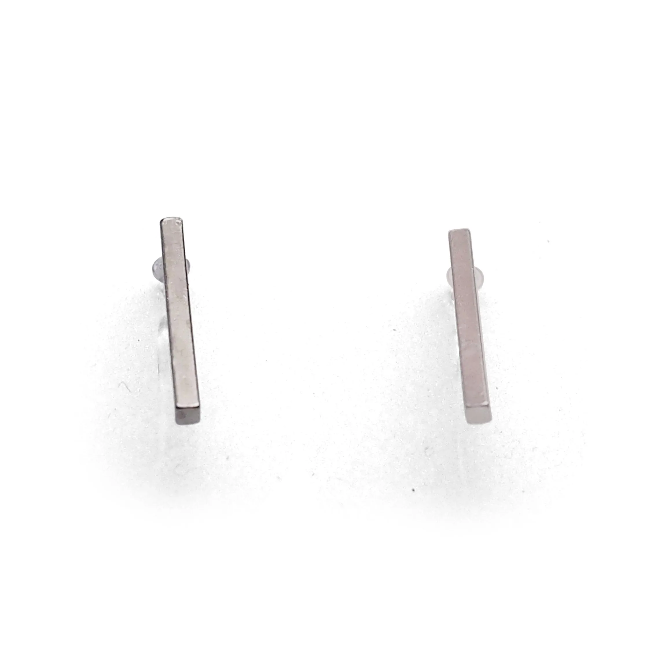 Minimal short bar invisible clip on earrings ( Silver tone )