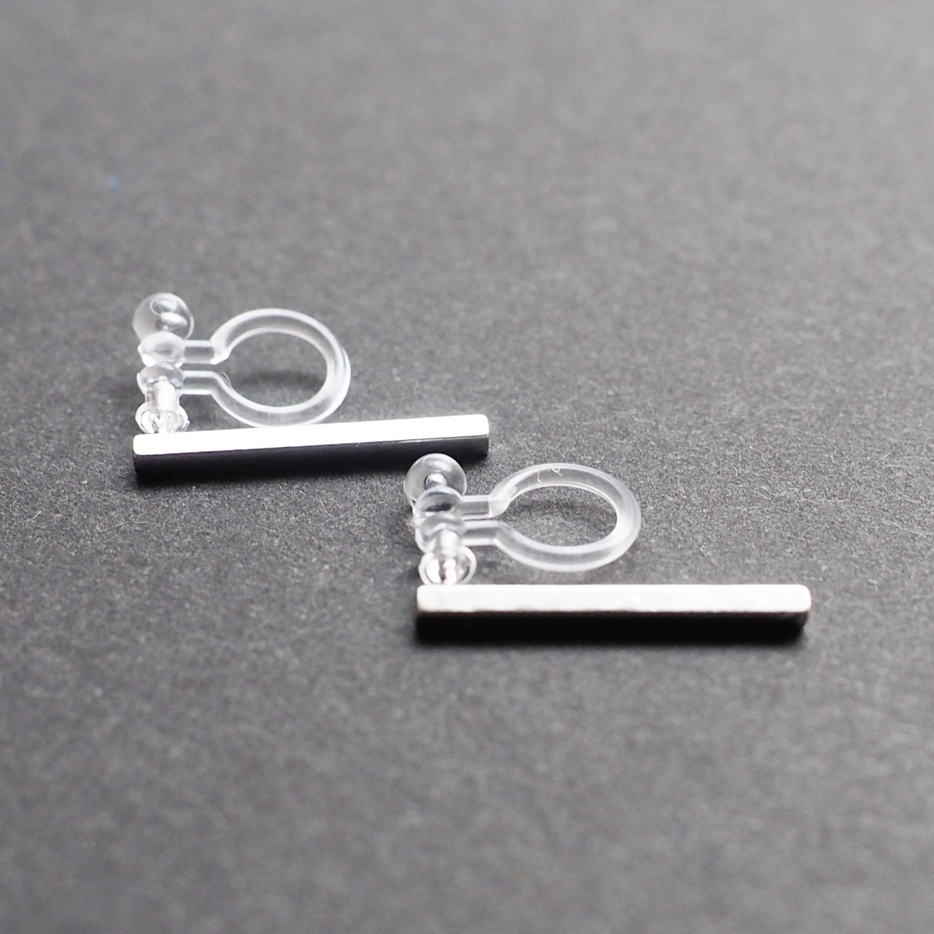 Minimal short bar invisible clip on earrings ( Silver tone )
