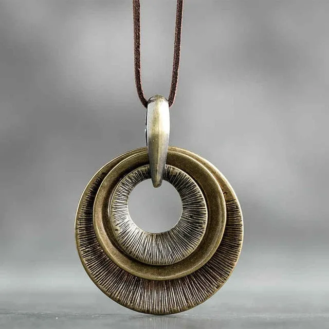 New Arrival Zinc Alloy Pendant with Long Rope Necklace Jewelry 2019