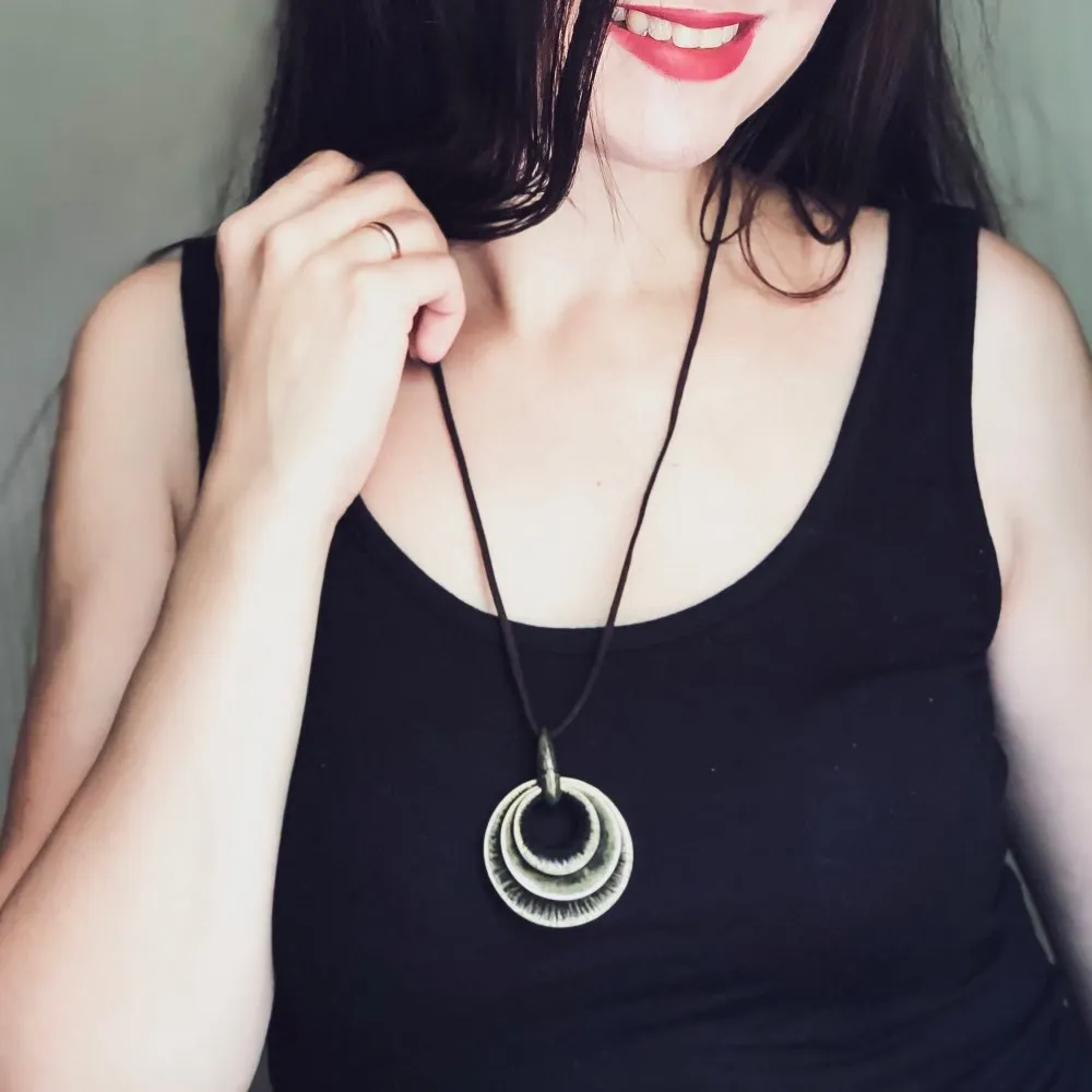 New Arrival Zinc Alloy Pendant with Long Rope Necklace Jewelry 2019
