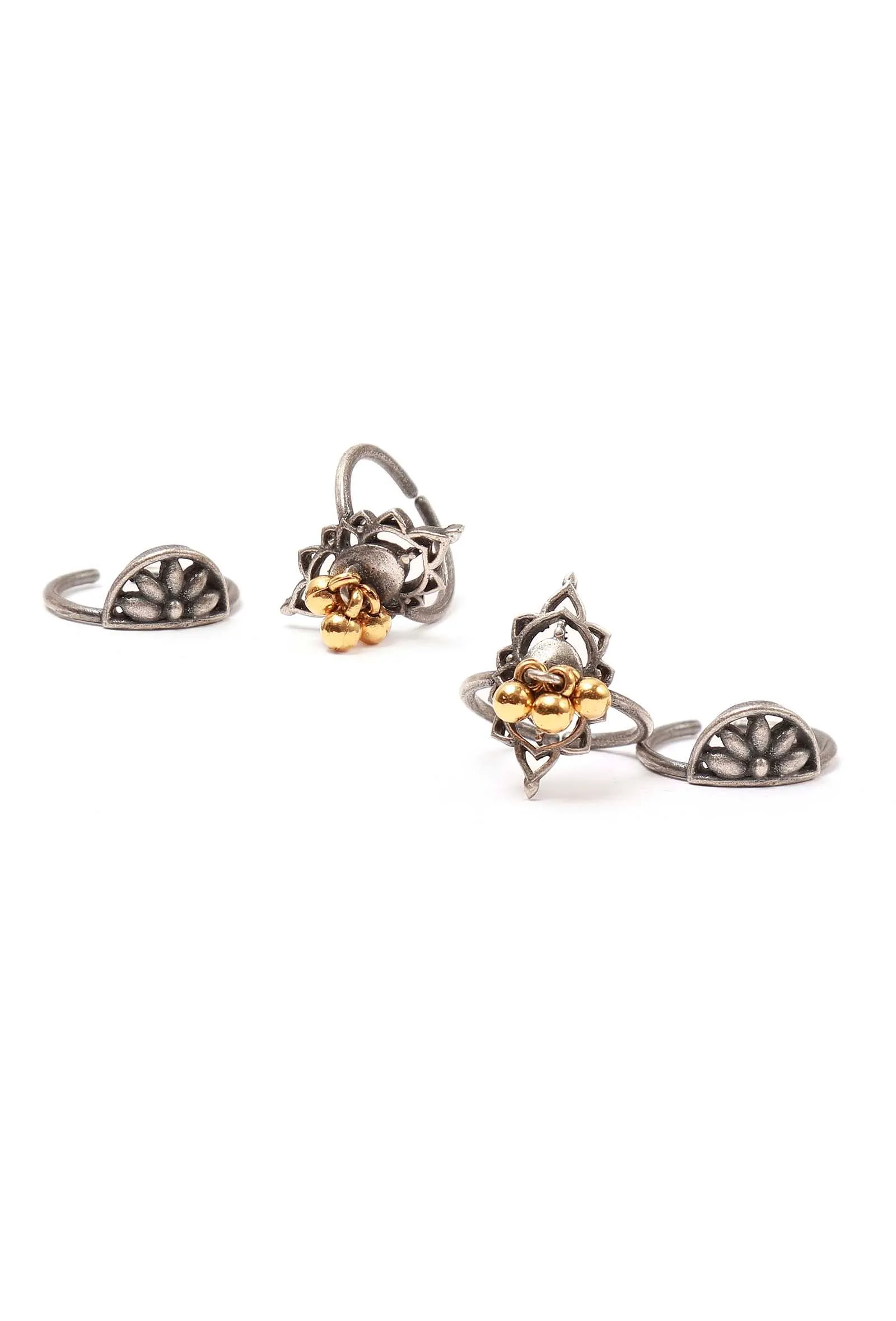 Set of 4: Parnika Silver Brass Toering