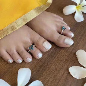 Silver Green Triangular Toe Ring
