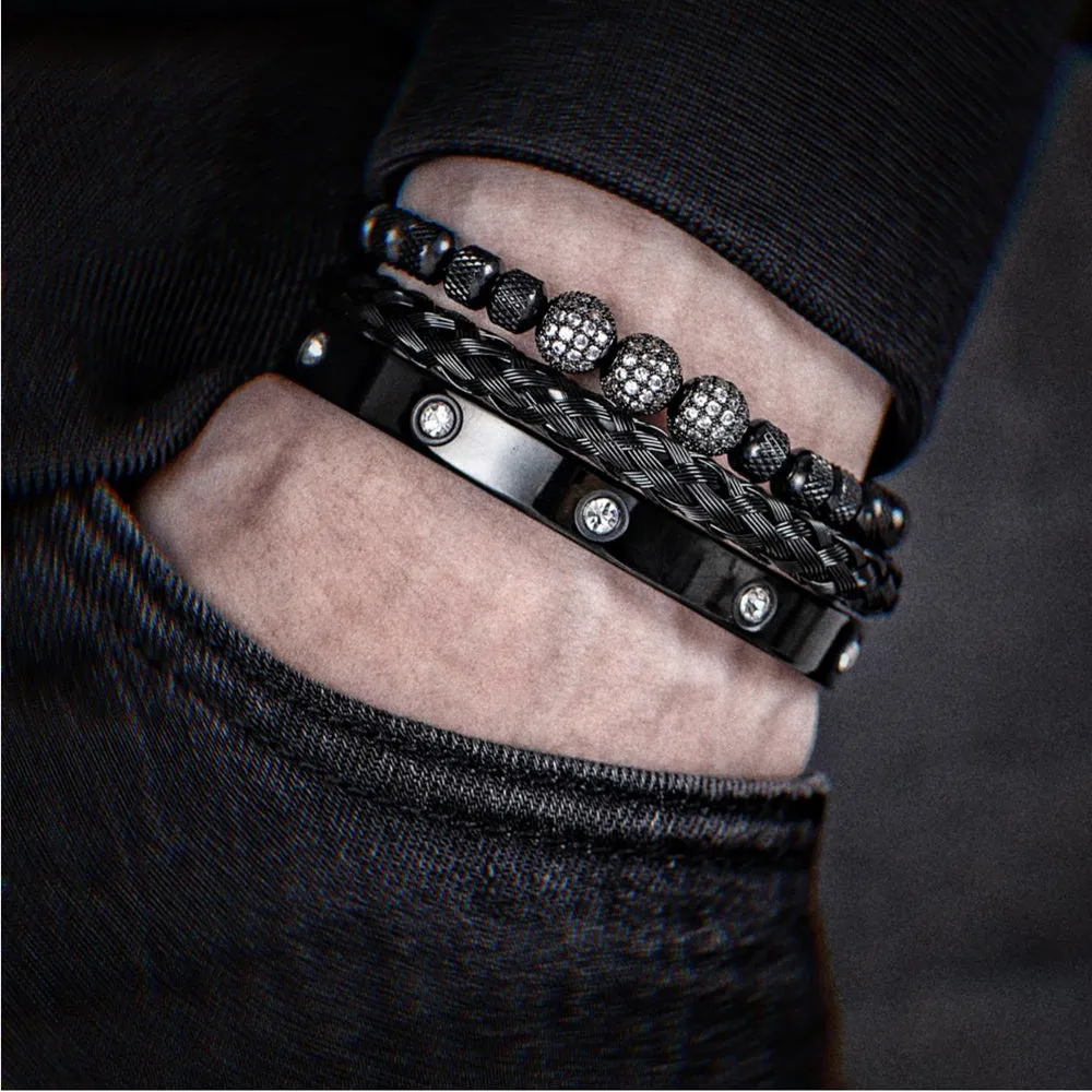 The Pizzuto Gold Stacks Bracelet